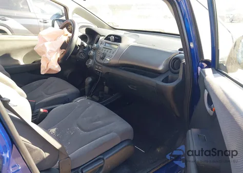 2010 Honda Fit z USA, uszkodzony, nr VIN JHMGE8H29AS008431